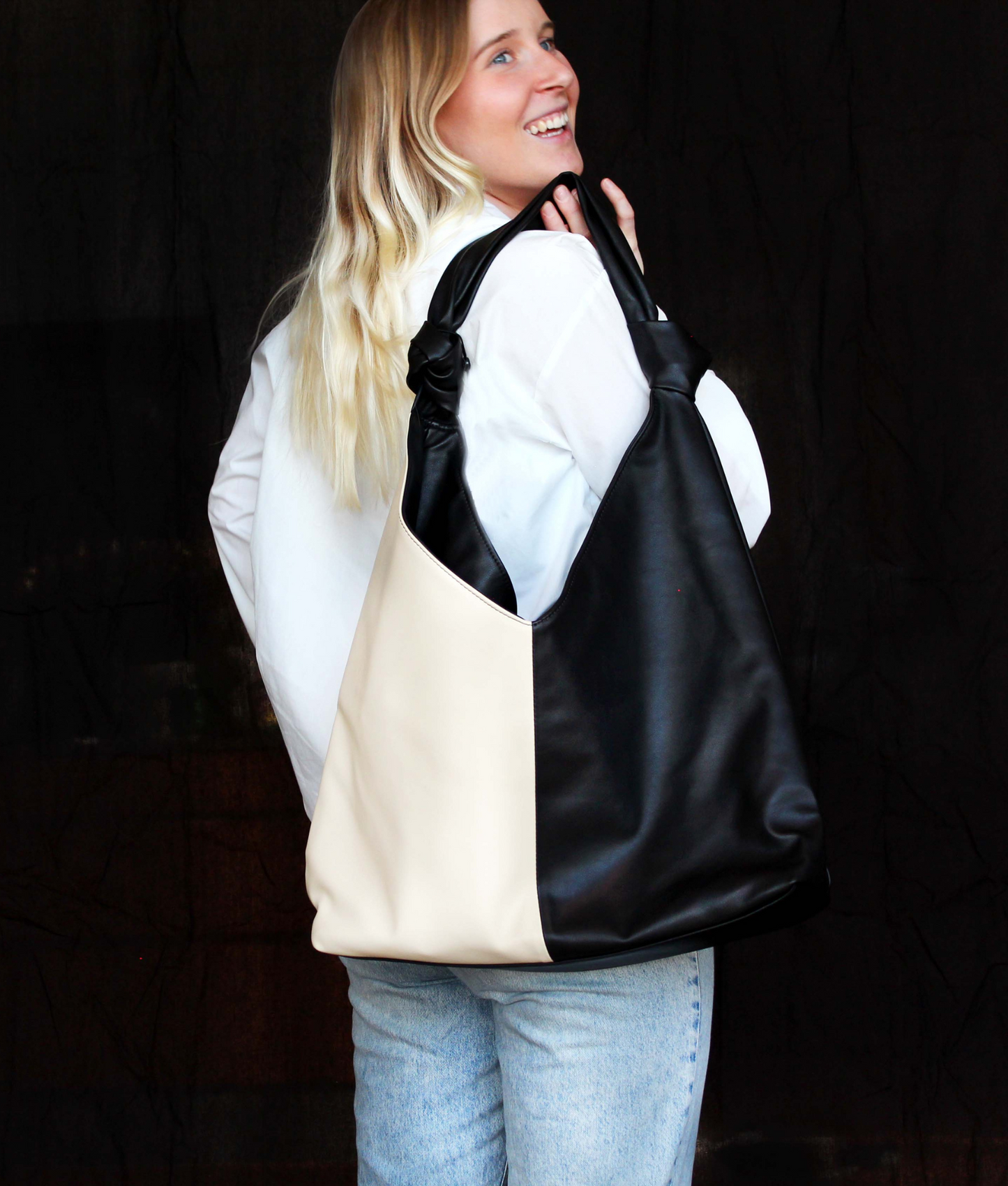 Noella - Helena Knot Handle Bag Sort/beige
